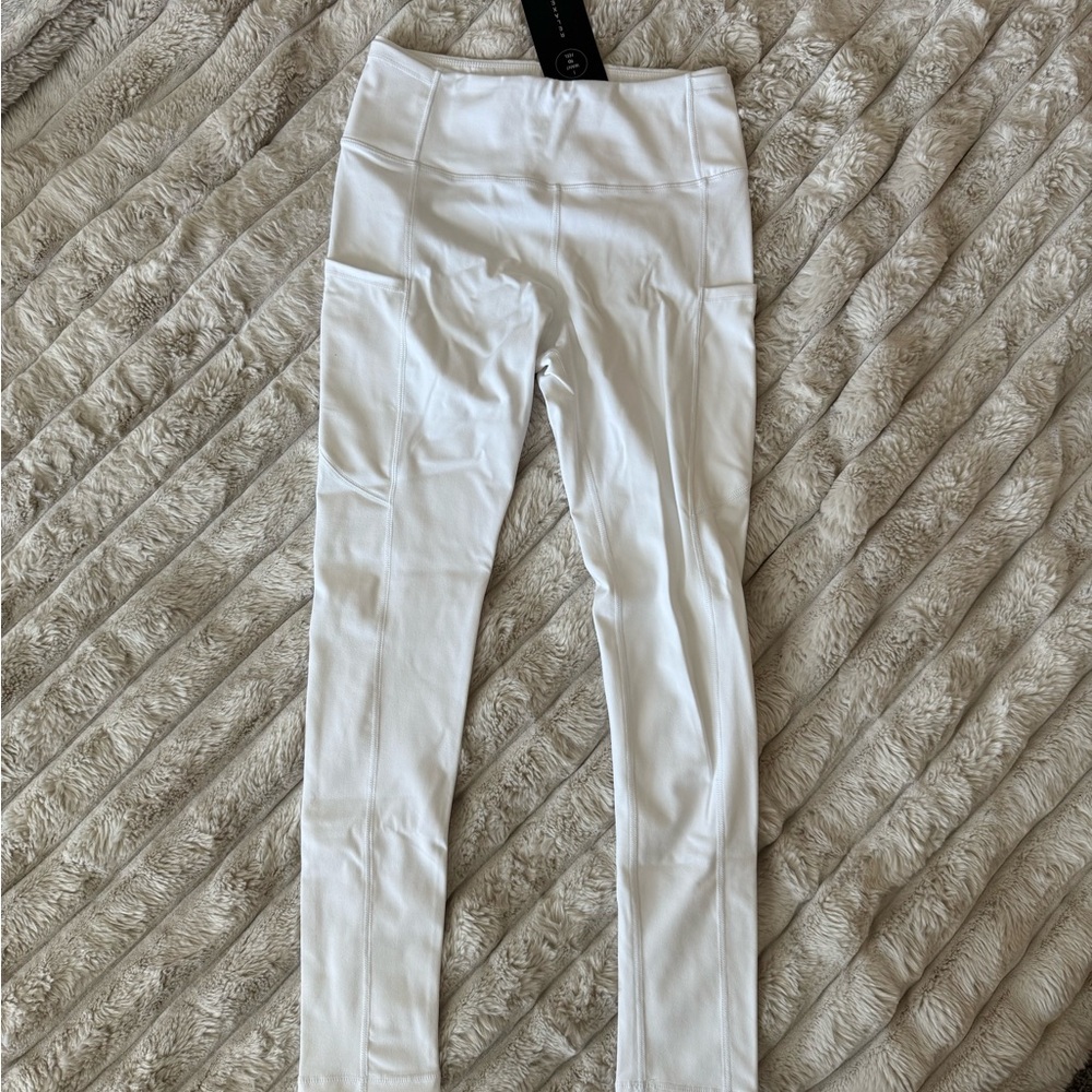 White High-Waisted Leggings
